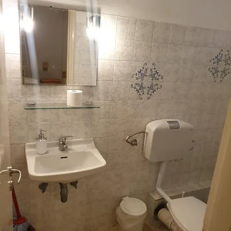 Thiva Apartment
